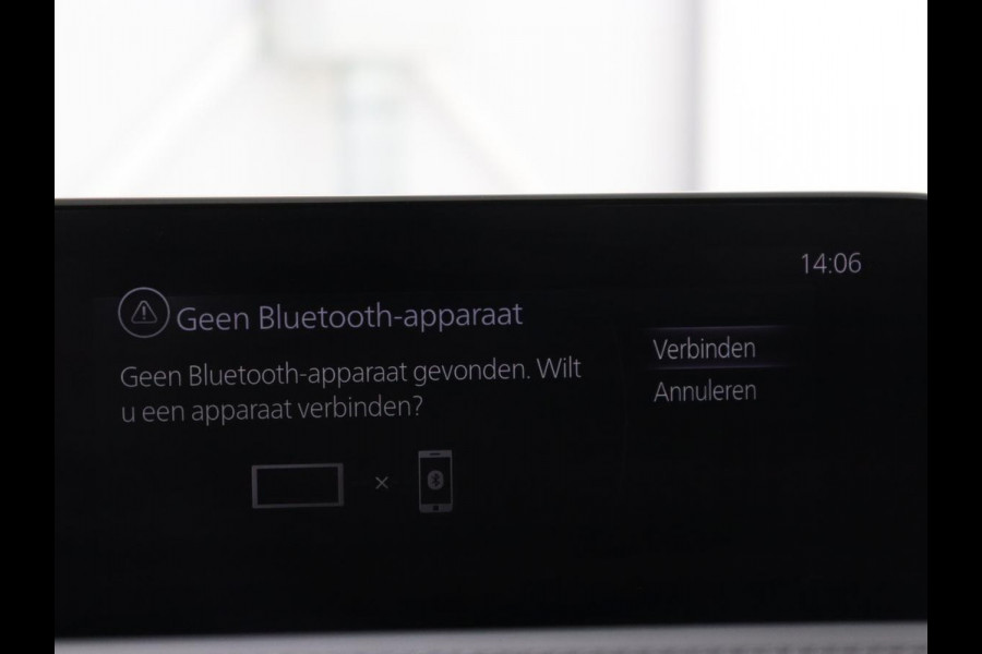Mazda CX-30 2.0 e-SkyActiv-X M Hybrid 100th Anniversary Edition | Schuifdak | Leder | Trekhaak | 360 Camera | Stoelverwarming | Carplay | Adaptive cruise | Keyless | Head-Up | Bose Sound | Full LED