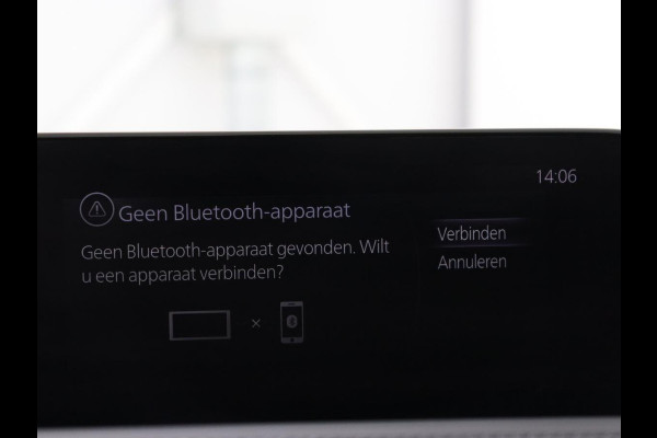 Mazda CX-30 2.0 e-SkyActiv-X M Hybrid 100th Anniversary Edition | Schuifdak | Leder | Trekhaak | 360 Camera | Stoelverwarming | Carplay | Adaptive cruise | Keyless | Head-Up | Bose Sound | Full LED