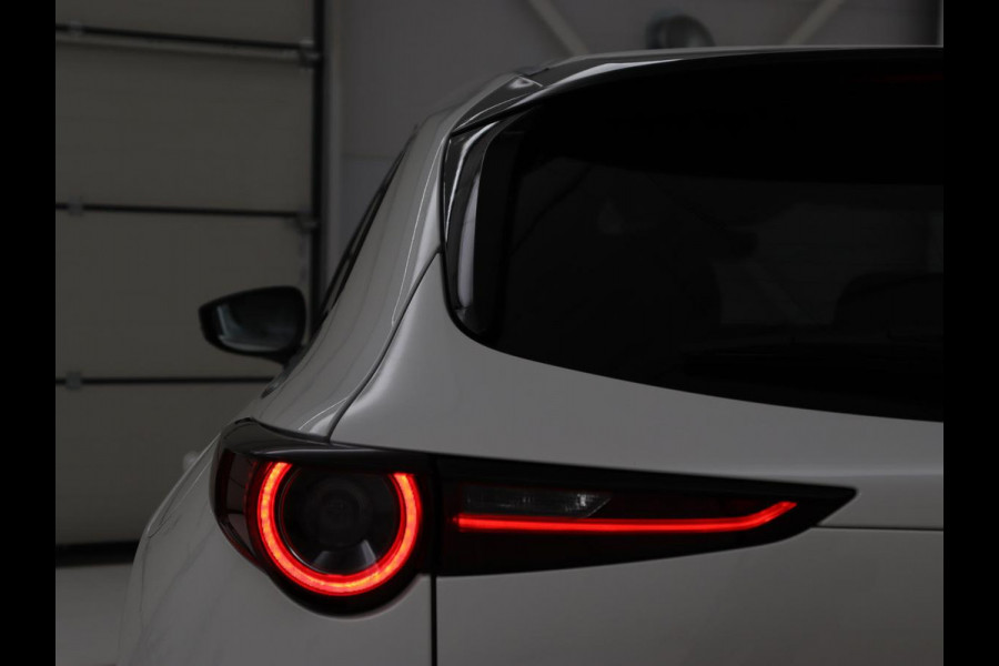 Mazda CX-30 2.0 e-SkyActiv-X M Hybrid 100th Anniversary Edition | Schuifdak | Leder | Trekhaak | 360 Camera | Stoelverwarming | Carplay | Adaptive cruise | Keyless | Head-Up | Bose Sound | Full LED