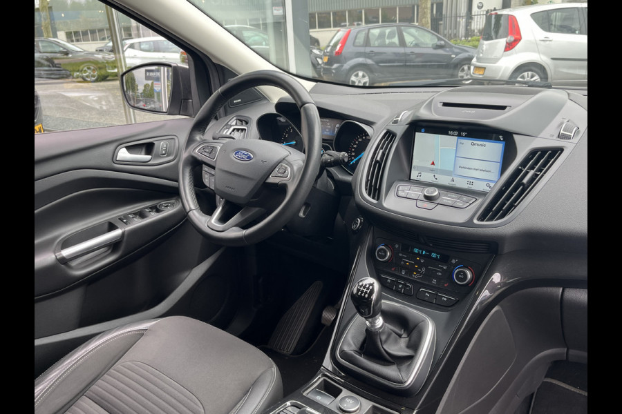 Ford Kuga 1.5 EcoBoost Titanium X 150pk/110kW 6-bak | Trekhaak | Elektr. achterklep | Bi-Xenon | Sony audio | Camera | Winter Pack | etc. etc.
