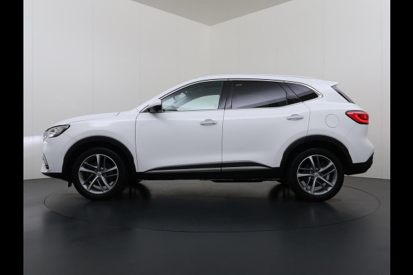 MG EHS 1.5 TGDI Luxury VAN: 24.900,- VOOR: 21.877,- UW WKVOORDEEL: 3.023,- | PHEV | MEGA COMPLEET! | COMPLETE HISTORIE AANWEZIG | FABRIEKS GARANTIE TM 03-2030| 52km WLTP ELECTR RIJBEREIK, TOTAAL RIJBEREIK TOT 1.000km!