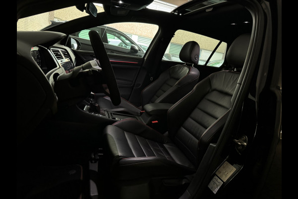 Volkswagen Golf 2.0 TSI GTI TCR Pano|Keyless|Dynaudio|Leer