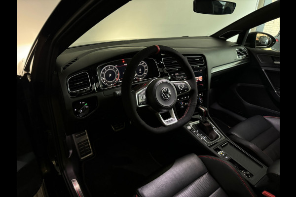 Volkswagen Golf 2.0 TSI GTI TCR Pano|Keyless|Dynaudio|Leer