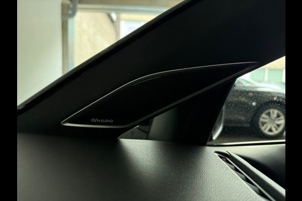Volkswagen Golf 2.0 TSI GTI TCR Pano|Keyless|Dynaudio|Leer