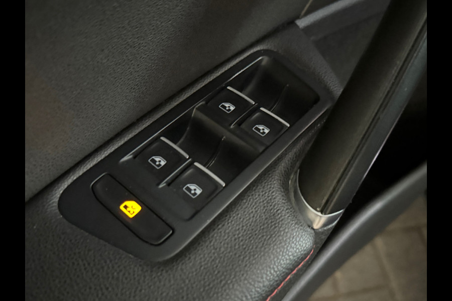Volkswagen Golf 2.0 TSI GTI TCR Pano|Keyless|Dynaudio|Leer