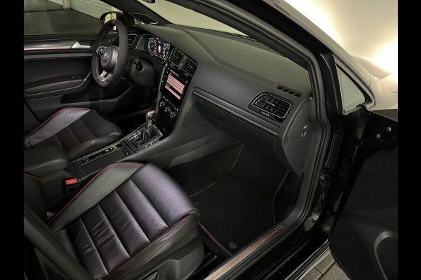 Volkswagen Golf 2.0 TSI GTI TCR Pano|Keyless|Dynaudio|Leer