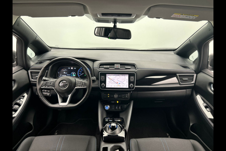 Nissan Leaf N-Connecta 40 kWh | Origineel NL | Stoelverwarming | Rondomzicht/Camera |
