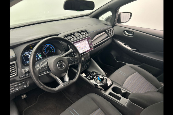 Nissan Leaf N-Connecta 40 kWh | Origineel NL | Stoelverwarming | Rondomzicht/Camera |