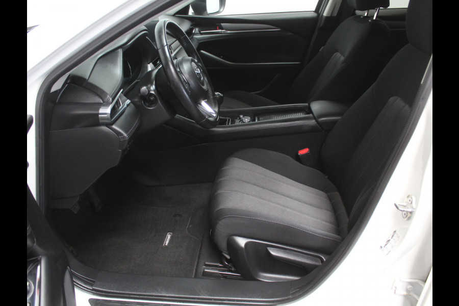 Mazda 6 Sportbreak 2.0 SkyActiv-G 165 Luxury CLIMATE | CARPLAY | LMV19 | AFNBTRHAAK | STOEL/STUURVERW | HEAD-UP | LED | ADAPCRUISE