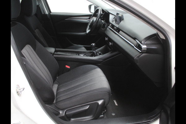 Mazda 6 Sportbreak 2.0 SkyActiv-G 165 Luxury CLIMATE | CARPLAY | LMV19 | AFNBTRHAAK | STOEL/STUURVERW | HEAD-UP | LED | ADAPCRUISE