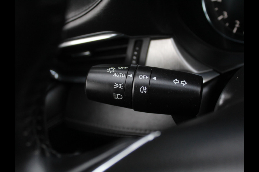 Mazda 6 Sportbreak 2.0 SkyActiv-G 165 Luxury CLIMATE | CARPLAY | LMV19 | AFNBTRHAAK | STOEL/STUURVERW | HEAD-UP | LED | ADAPCRUISE