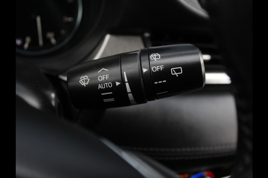 Mazda 6 Sportbreak 2.0 SkyActiv-G 165 Luxury CLIMATE | CARPLAY | LMV19 | AFNBTRHAAK | STOEL/STUURVERW | HEAD-UP | LED | ADAPCRUISE