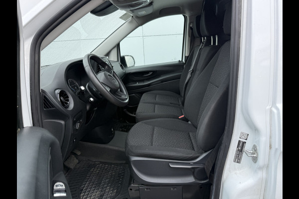 Mercedes-Benz eVito 112 eVito 66 kWh L2 286km WLTP 96,7% (SOH) Snelladen Laadkabel Carplay Climate control Cruise control Camera Parkeersensoren voor achter