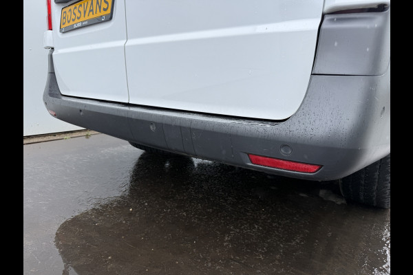Mercedes-Benz eVito 112 eVito 66 kWh L2 286km WLTP 96,7% (SOH) Snelladen Laadkabel Carplay Climate control Cruise control Camera Parkeersensoren voor achter