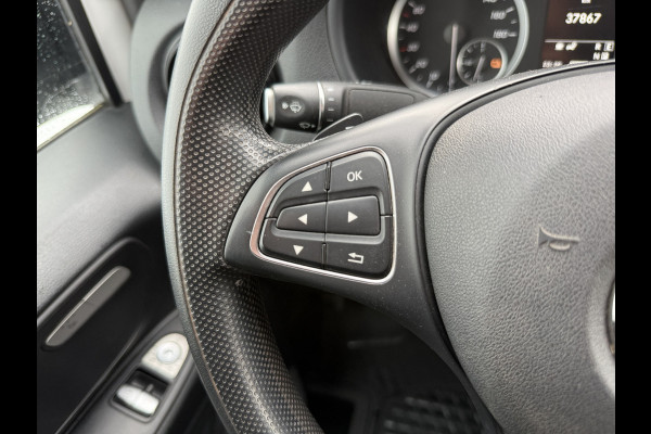 Mercedes-Benz eVito 112 eVito 66 kWh L2 286km WLTP 96,7% (SOH) Snelladen Laadkabel Carplay Climate control Cruise control Camera Parkeersensoren voor achter