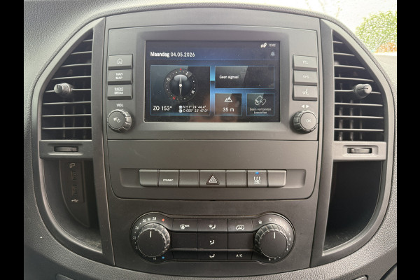 Mercedes-Benz eVito 112 eVito 66 kWh L2 286km WLTP 96,7% (SOH) Snelladen Laadkabel Carplay Climate control Cruise control Camera Parkeersensoren voor achter