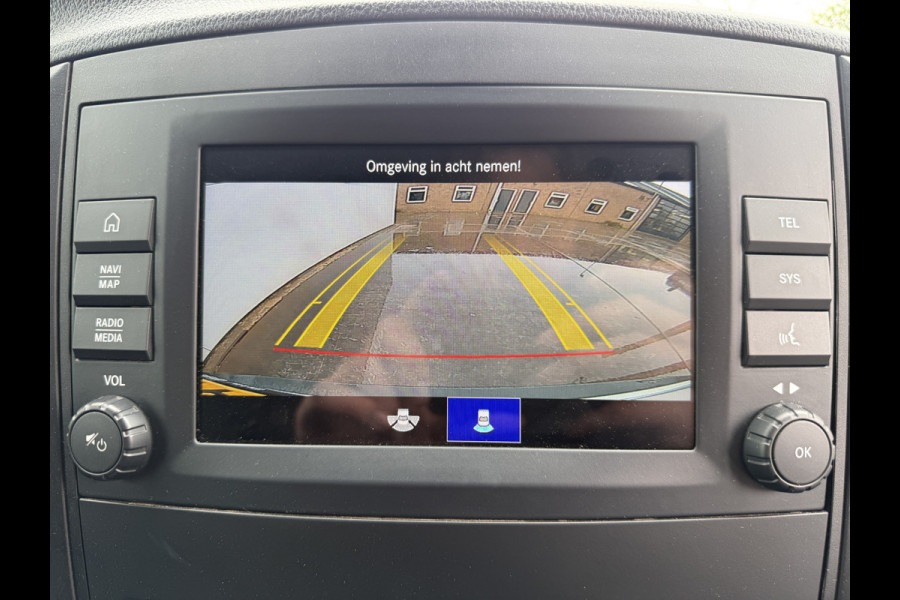 Mercedes-Benz eVito 112 eVito 66 kWh L2 286km WLTP 96,7% (SOH) Snelladen Laadkabel Carplay Climate control Cruise control Camera Parkeersensoren voor achter