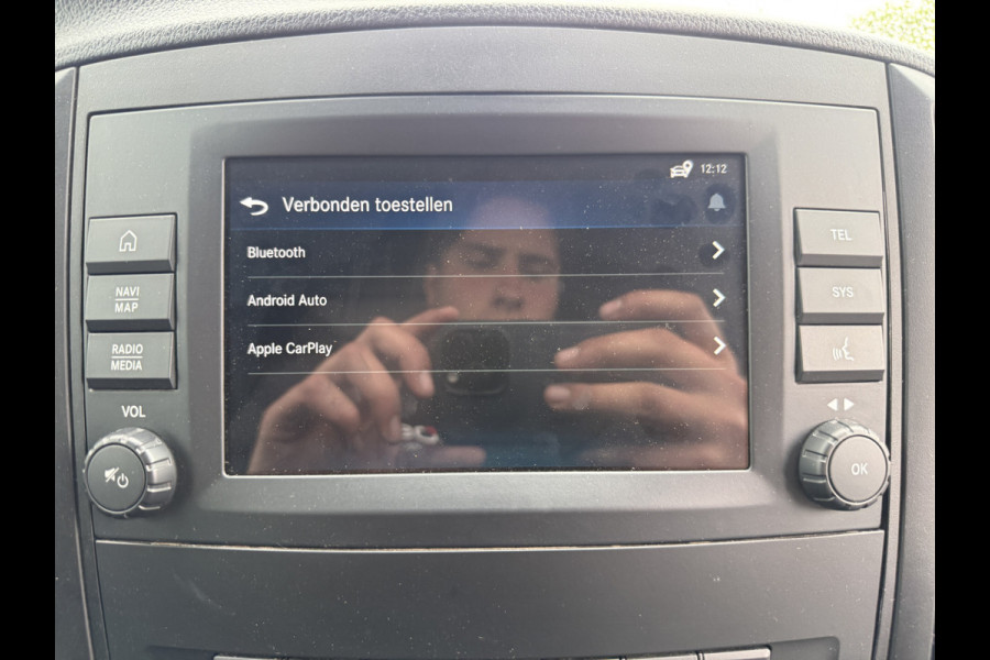 Mercedes-Benz eVito 112 eVito 66 kWh L2 286km WLTP 96,7% (SOH) Snelladen Laadkabel Carplay Climate control Cruise control Camera Parkeersensoren voor achter