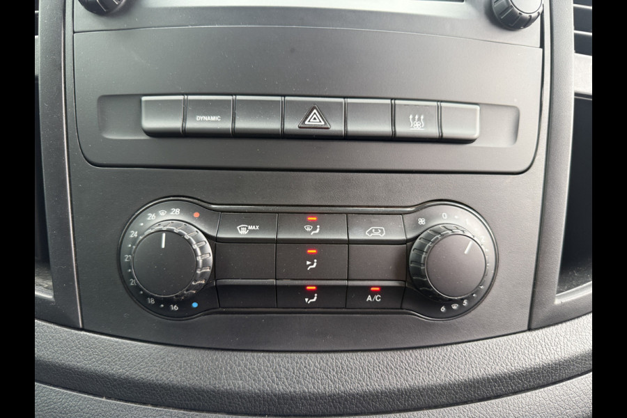 Mercedes-Benz eVito 112 eVito 66 kWh L2 286km WLTP 96,7% (SOH) Snelladen Laadkabel Carplay Climate control Cruise control Camera Parkeersensoren voor achter