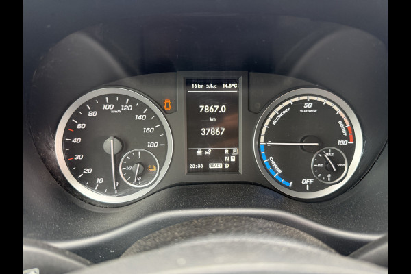 Mercedes-Benz eVito 112 eVito 66 kWh L2 286km WLTP 96,7% (SOH) Snelladen Laadkabel Carplay Climate control Cruise control Camera Parkeersensoren voor achter