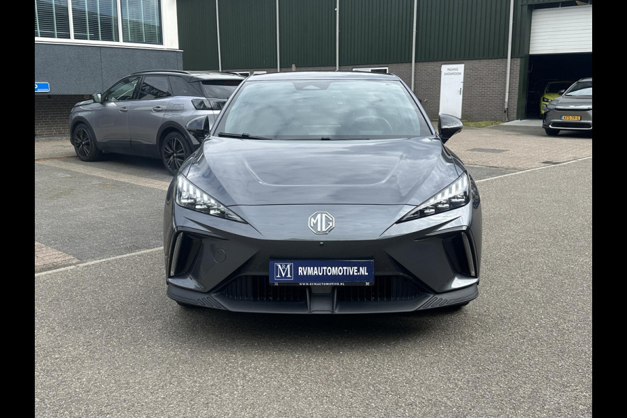 MG Mg4 electric Luxury 64 kWh FABRIEKS GARANTIE T/M 02-2031 | SOH 97% | STOEL + STUURVERWARMING | 360 CAMERA | ELEK. STOEL | KEYLESS | DODEHOEK | APPLECARPLAY | 13K KM! | RIJKLAAR |