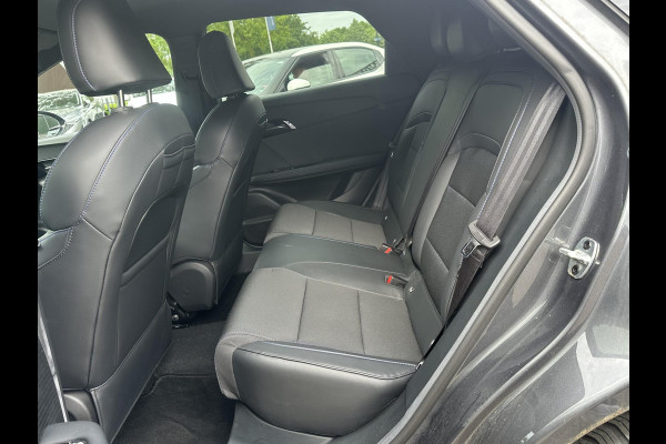 MG Mg4 electric Luxury 64 kWh FABRIEKS GARANTIE T/M 02-2031 | SOH 97% | STOEL + STUURVERWARMING | 360 CAMERA | ELEK. STOEL | KEYLESS | DODEHOEK | APPLECARPLAY | 13K KM! | RIJKLAAR |