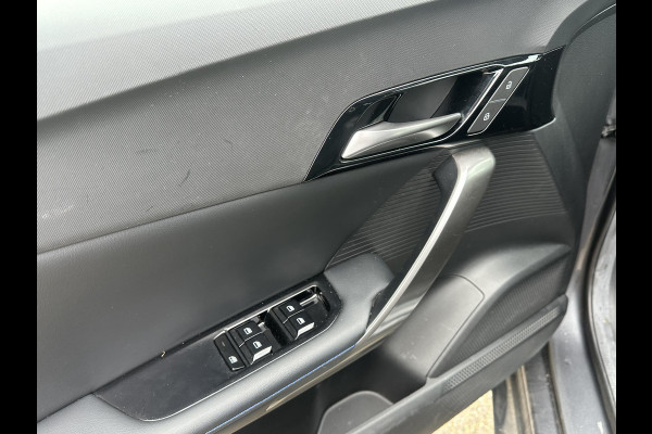 MG Mg4 electric Luxury 64 kWh FABRIEKS GARANTIE T/M 02-2031 | SOH 97% | STOEL + STUURVERWARMING | 360 CAMERA | ELEK. STOEL | KEYLESS | DODEHOEK | APPLECARPLAY | 13K KM! | RIJKLAAR |
