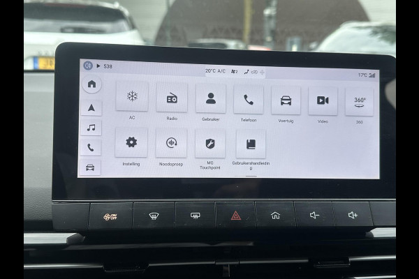MG Mg4 electric Luxury 64 kWh FABRIEKS GARANTIE T/M 02-2031 | SOH 97% | STOEL + STUURVERWARMING | 360 CAMERA | ELEK. STOEL | KEYLESS | DODEHOEK | APPLECARPLAY | 13K KM! | RIJKLAAR |