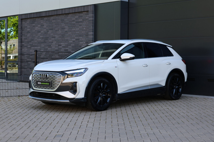 Audi Q4 e-tron 40 S edition 77 kWh | BTW | CAMERA | STOELVERWARMING | ACC | 19'' |