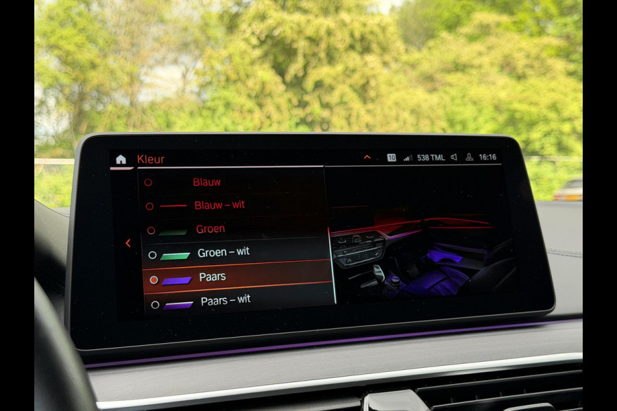 BMW 5 Serie Touring 530e xDrive High Ex. Shadow|Pano|H/K|Nappa|Ventilatie|Massage|ACC|HUD|Laser|Alvitgrau