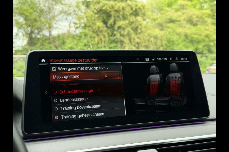 BMW 5 Serie Touring 530e xDrive High Ex. Shadow|Pano|H/K|Nappa|Ventilatie|Massage|ACC|HUD|Laser|Alvitgrau