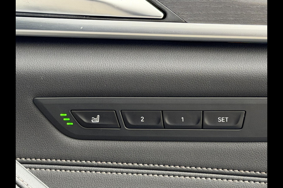 BMW 5 Serie Touring 530e xDrive High Ex. Shadow|Pano|H/K|Nappa|Ventilatie|Massage|ACC|HUD|Laser|Alvitgrau
