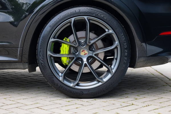 Porsche Cayenne 3.0 E-Hybrid Platinum Edition | PANO | 22 INCH | BOSE | 360 | MEMORY | LUCHTVERING | SPORT CRHONO | KEYLESS |