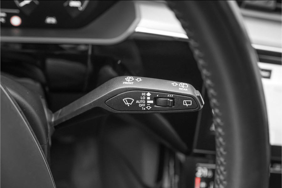 Audi e-tron 55 Quattro Advanced Pro Line Plus 95 kWh Pano B&O HUD Trekhaak 21"