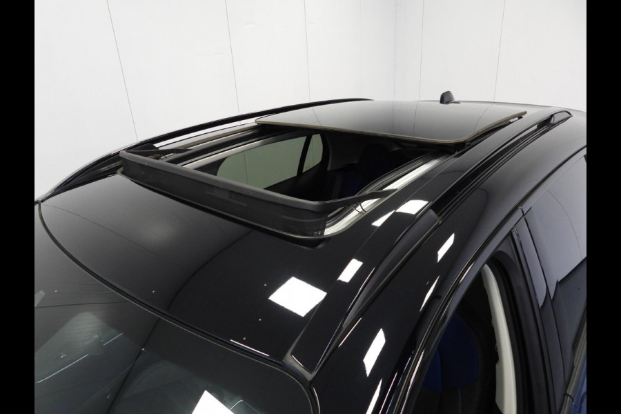Lynk & Co 01 1.5 PHEV BlackLine NAVI/360CAM/SCHUIFDAK/LED/20"LMV!