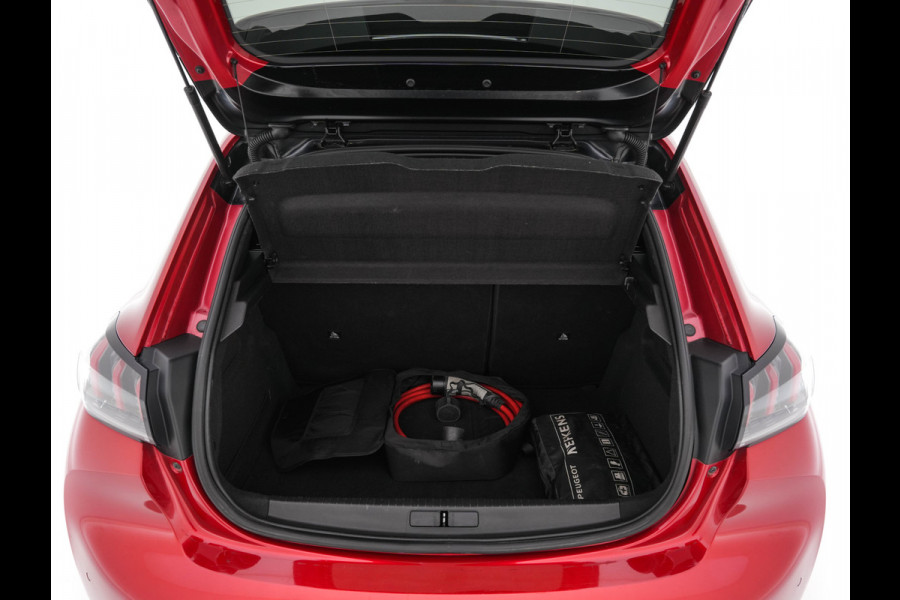 Peugeot e-208 EV GT Pack 50 kWh [ 3-Fase-11kW ] {SOH-88%] (INCL-BTW) *HEATPUMP | FULL-LED | DIGI-COCKPIT | BLINDSPOT | CAMERA | LEATHER-ALCANTARA | AMBIENTLIGHT | NAVI-FULLMAP | LANE-ASSIST | KEYLESS | DAB | CCS-FASTLOADER | HEATED-SPORTSEATS | PRIV