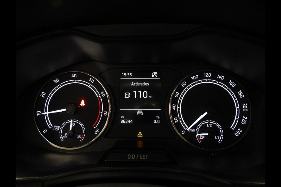 Škoda Kamiq 1.0 TSI Ambition NAVI-APP/CRUISE/LED/TREKH./16"LMV!
