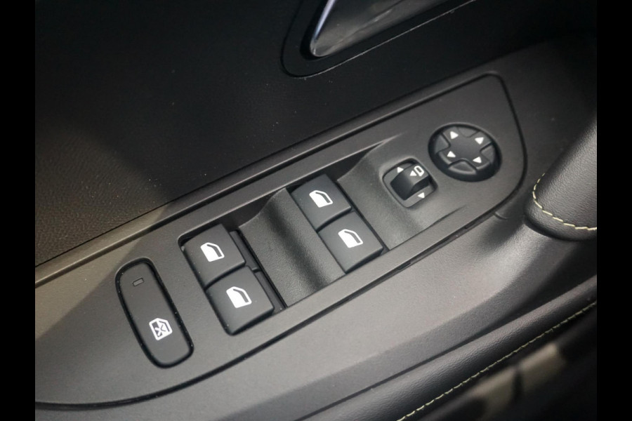 Peugeot e-2008 EV GT Pack 50 kWh Leder interieur