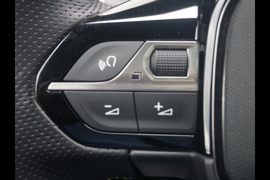 Peugeot e-2008 EV GT Pack 50 kWh Leder interieur
