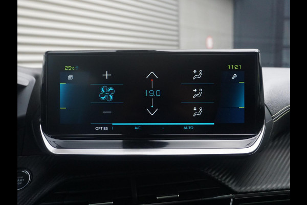 Peugeot e-2008 EV GT Pack 50 kWh Leder interieur