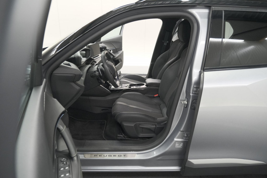Peugeot 2008 Hybrid 145 e-DCS6 GT | Camera | Apple Carplay | Parkeersensoren