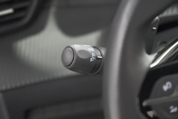Peugeot 2008 Hybrid 145 e-DCS6 GT | Camera | Apple Carplay | Parkeersensoren