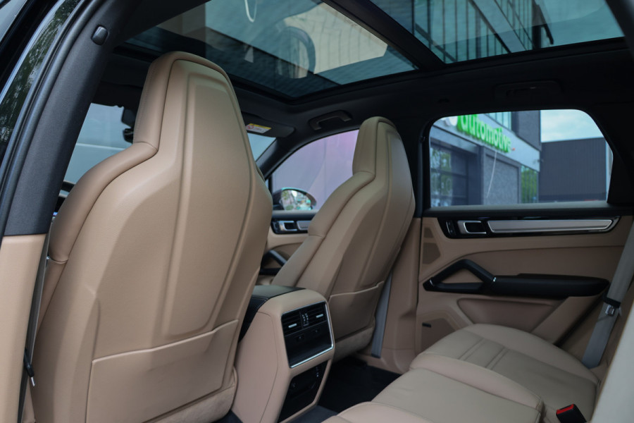 Porsche Cayenne 3.0 E-Hybrid Platinum Edition | PANO | 22 INCH | BOSE | 360 | MEMORY | LUCHTVERING | SPORT CRHONO | KEYLESS |
