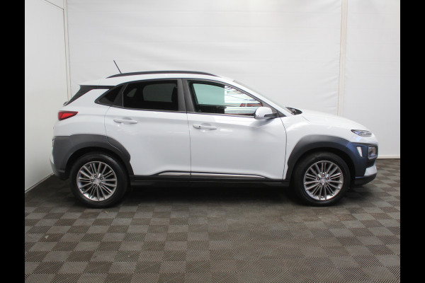 Hyundai Kona 1.0T Fashion CLIMATE | CARPLAY | CAMERA | LMV17 | PDCA | CRUISE | NAVI | STOEL/STUURVERW