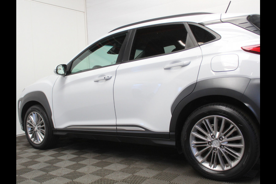 Hyundai Kona 1.0T Fashion CLIMATE | CARPLAY | CAMERA | LMV17 | PDCA | CRUISE | NAVI | STOEL/STUURVERW