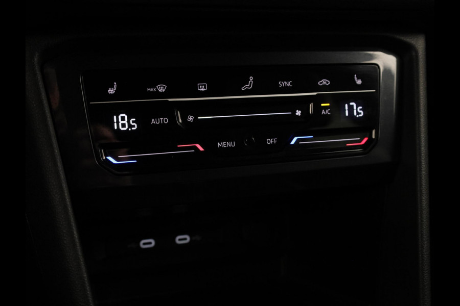 Volkswagen Tiguan 1.5 TSI R-Line Business | Panoramadak | Camera | Black Style | Stoelverwarming | Navigatie |
