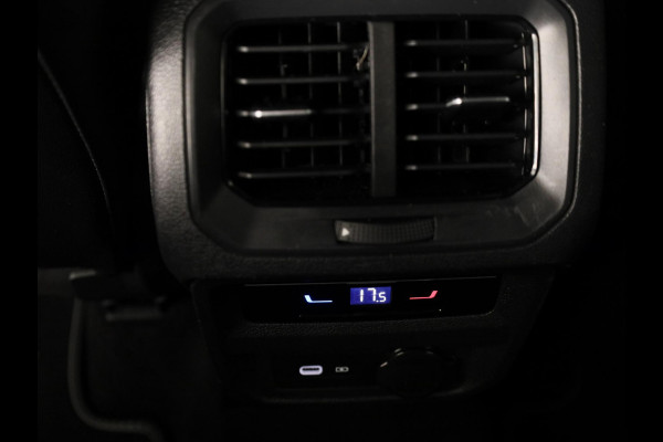 Volkswagen Tiguan 1.5 TSI R-Line Business | Panoramadak | Camera | Black Style | Stoelverwarming | Navigatie |