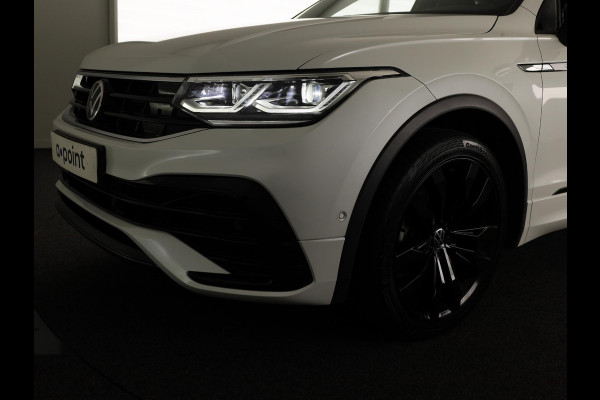 Volkswagen Tiguan 1.5 TSI R-Line Business | Panoramadak | Camera | Black Style | Stoelverwarming | Navigatie |
