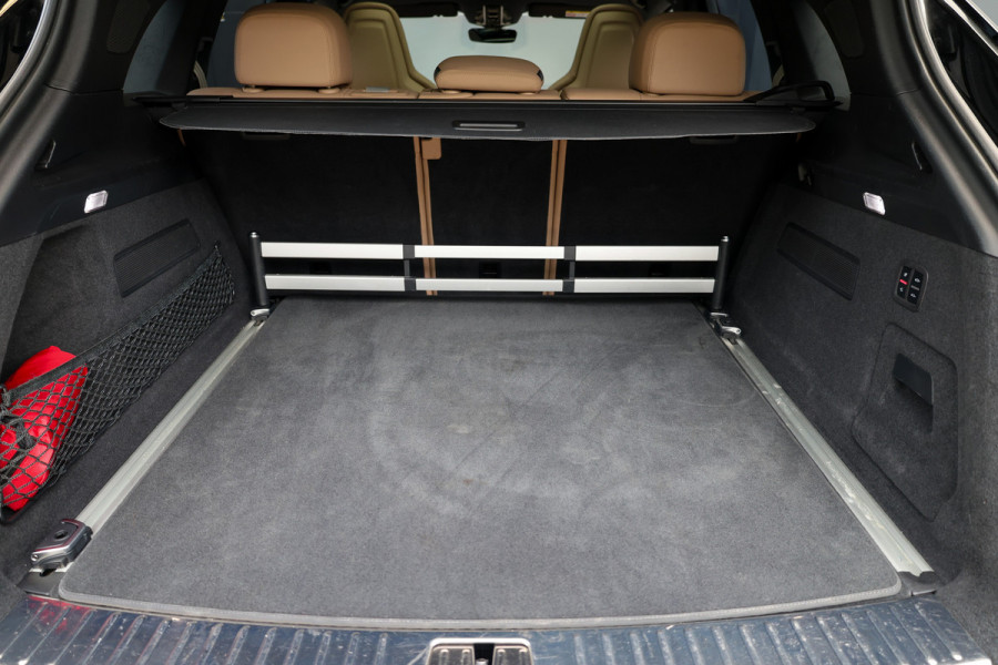 Porsche Cayenne 3.0 E-Hybrid Platinum Edition | PANO | 22 INCH | BOSE | 360 | MEMORY | LUCHTVERING | SPORT CRHONO | KEYLESS |