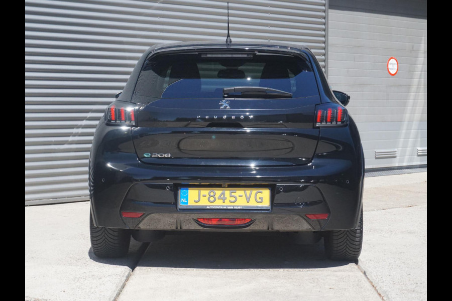 Peugeot e-208 EV Allure Première 1 fase 50 kWh 180 Camera